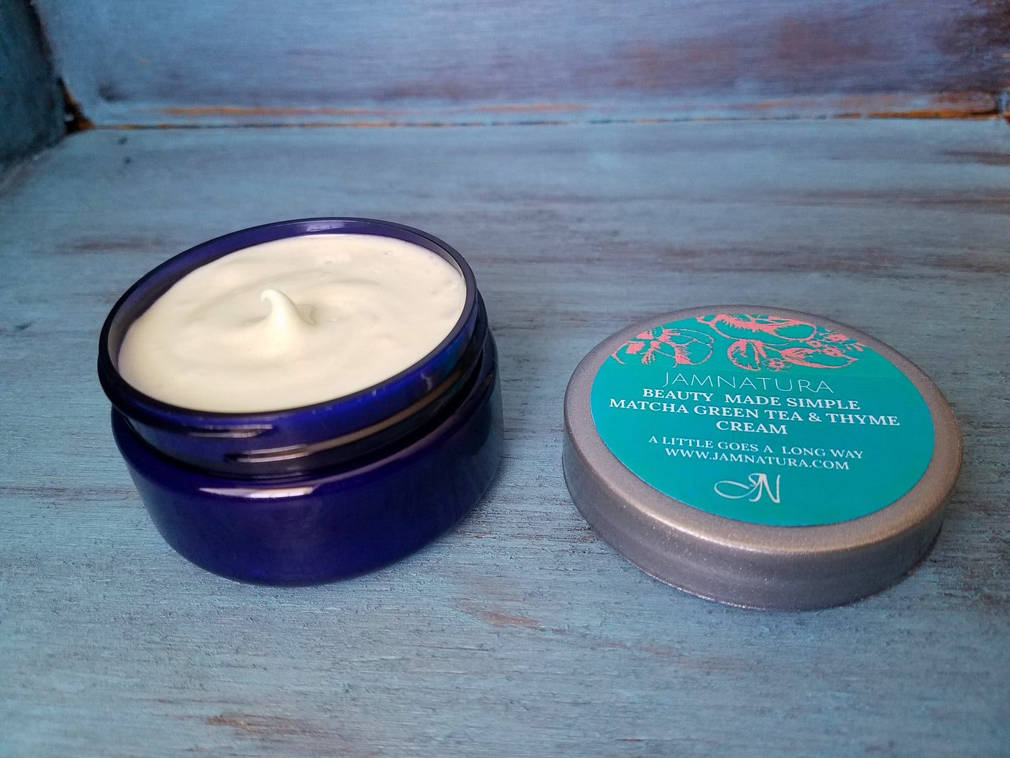MATCHA GREEN TEA AND THYME CREAM