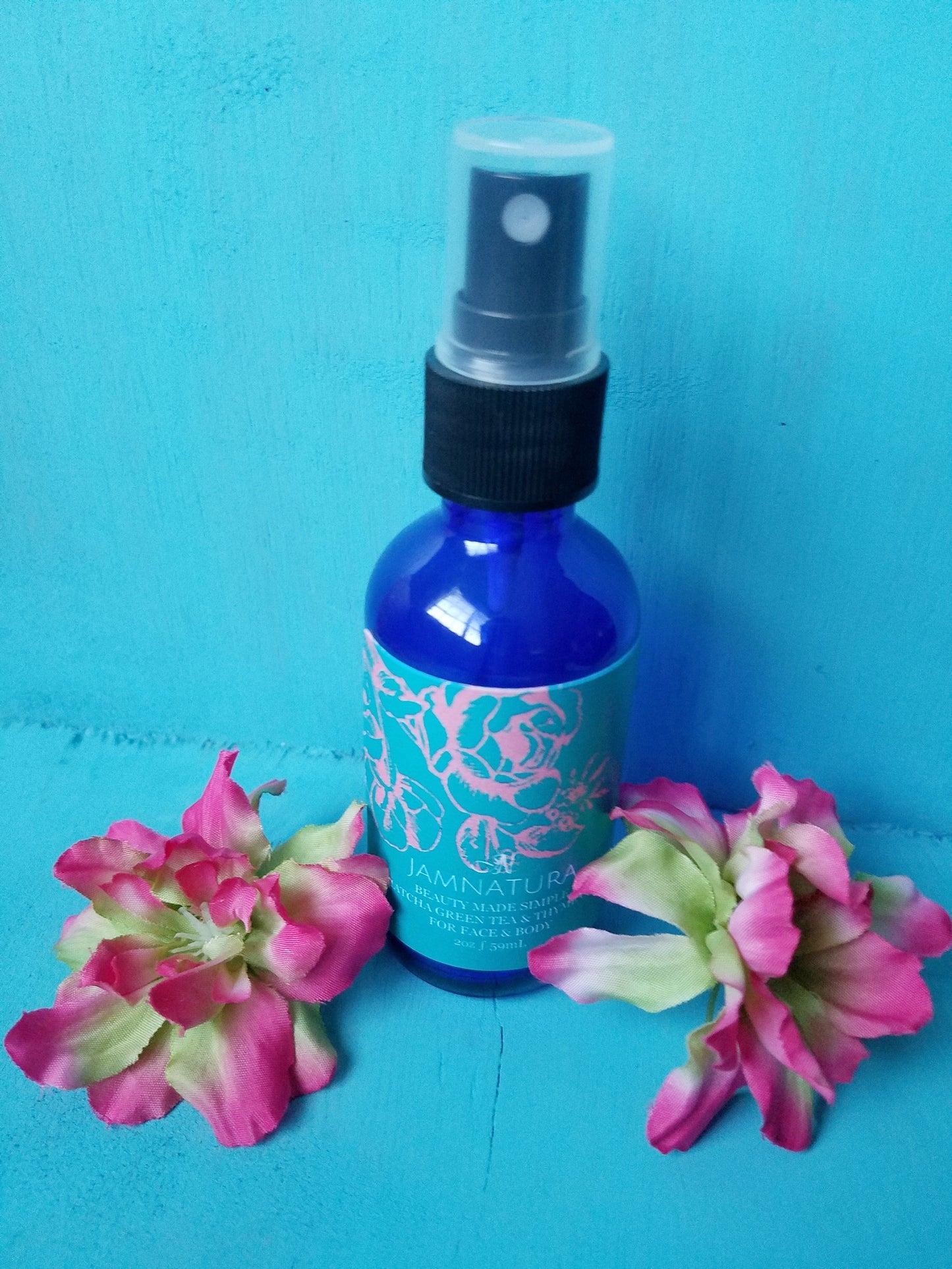 MATCHA GREEN TEA AND THYME SERUM 2oz
